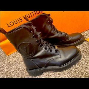 Louis Vuitton Womens Combat Boots. Size 36, which is American size 6.5